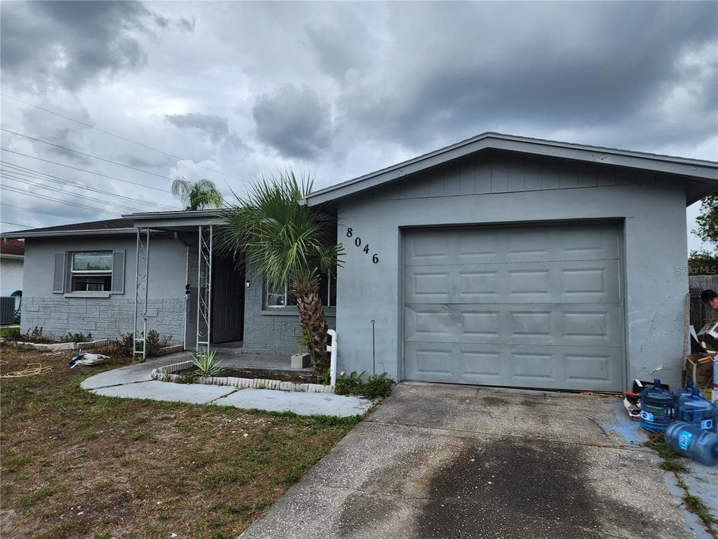 8046 NORWICH DRIVE PORT RICHEY, FL 34668
