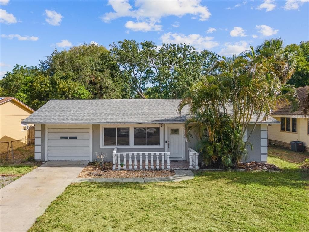 653 37TH AVENUE S ST PETERSBURG, FL 33705
