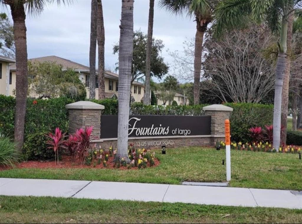 13125 WILCOX ROAD UNIT 7204 LARGO, FL 33774