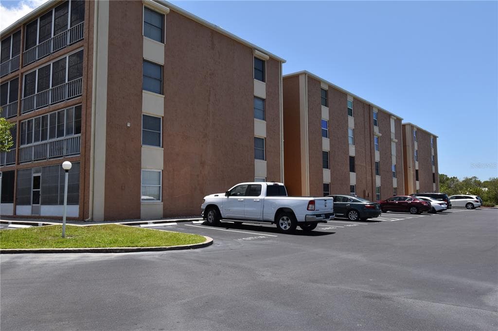 12760 INDIAN ROCKS ROAD UNIT 1005 LARGO, FL 33774