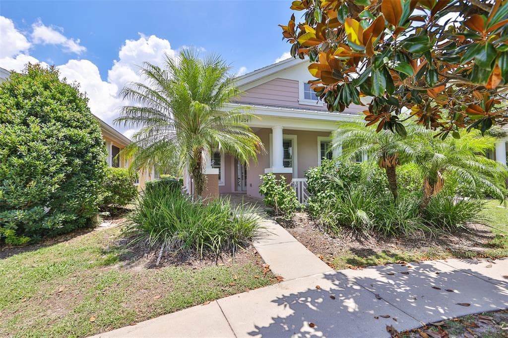 204 LATITUDE PLACE APOLLO BEACH, FL 33572