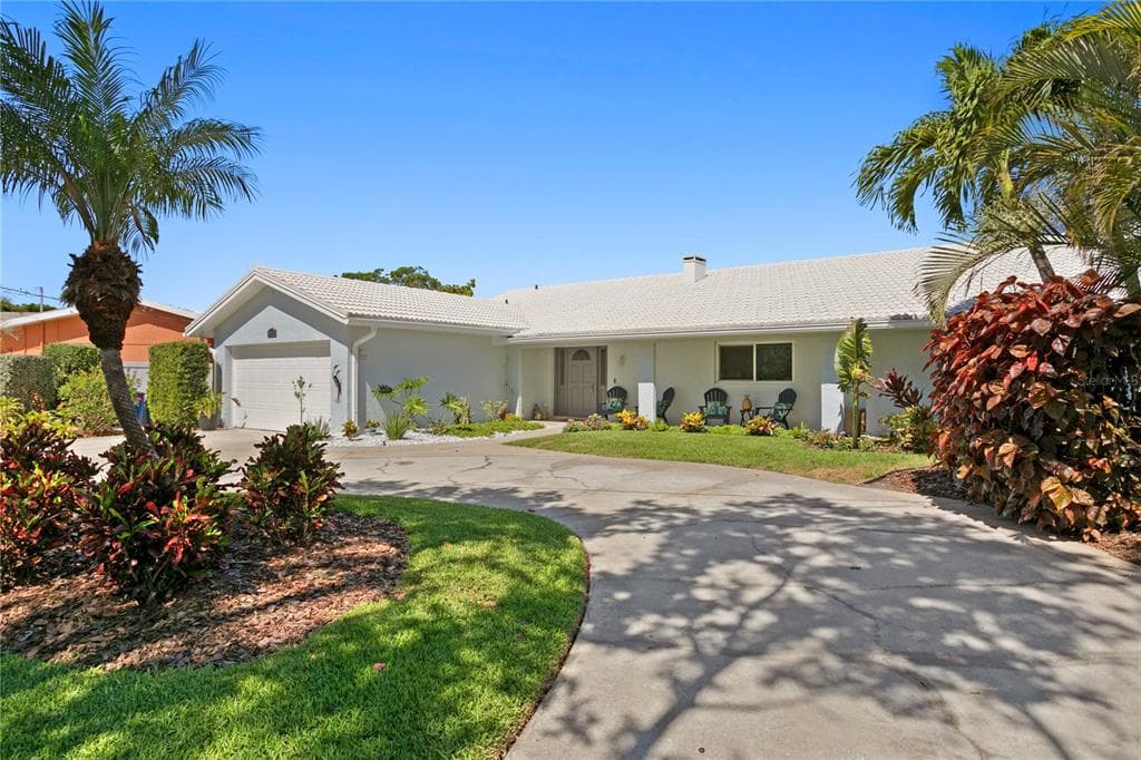 5920 BAHAMA WAY N ST PETE BEACH, FL 33706