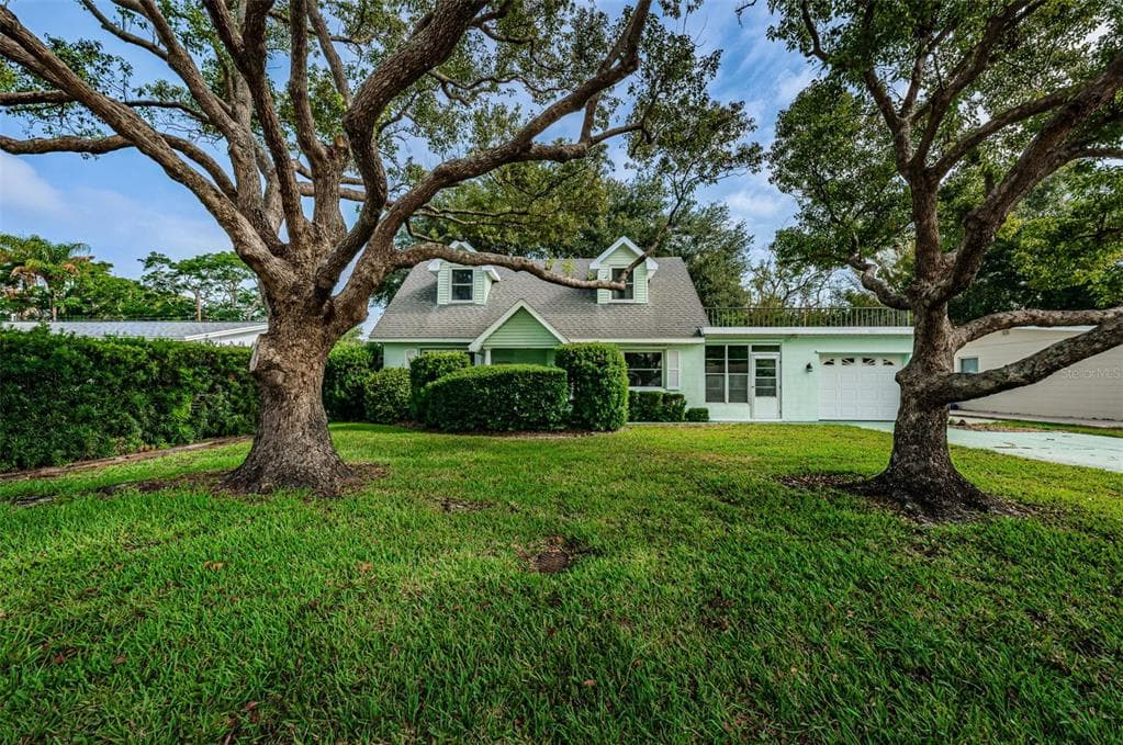 5661 31ST AVENUE N ST PETERSBURG, FL 33710