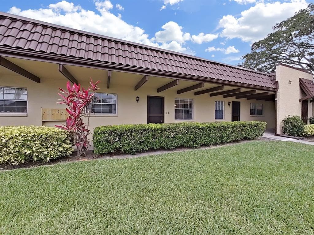 1701 PINEHURST ROAD UNIT 27D DUNEDIN, FL 34698