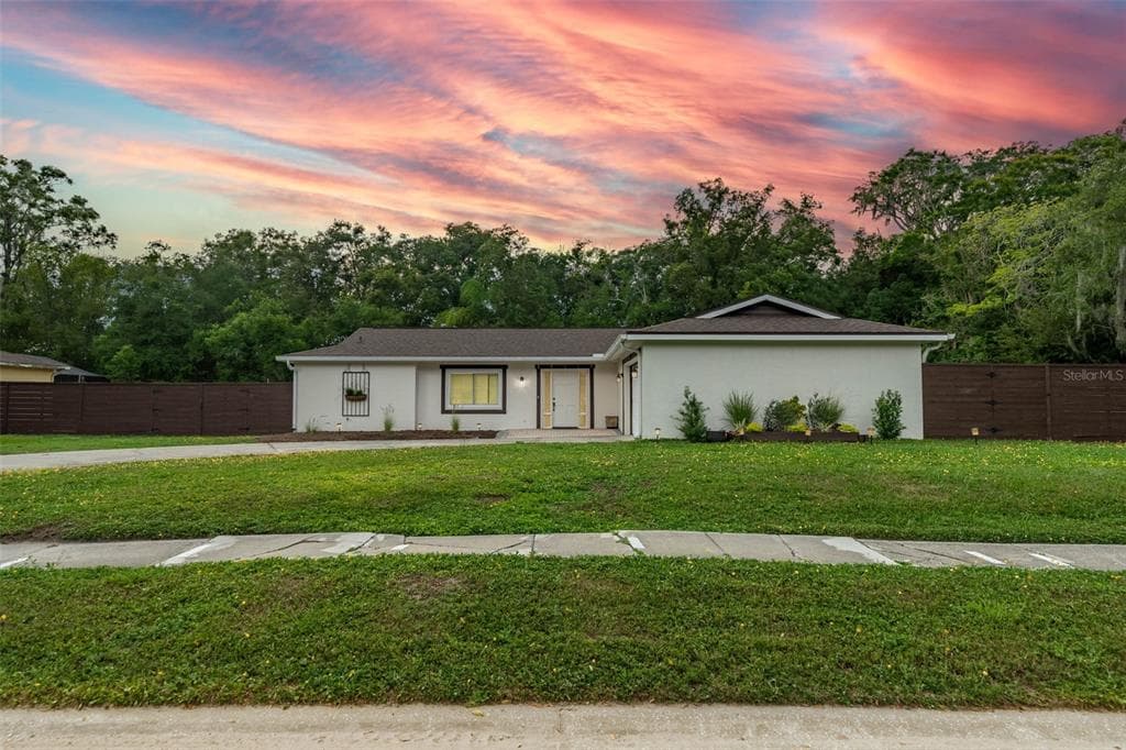 15616 WOODWAY DRIVE