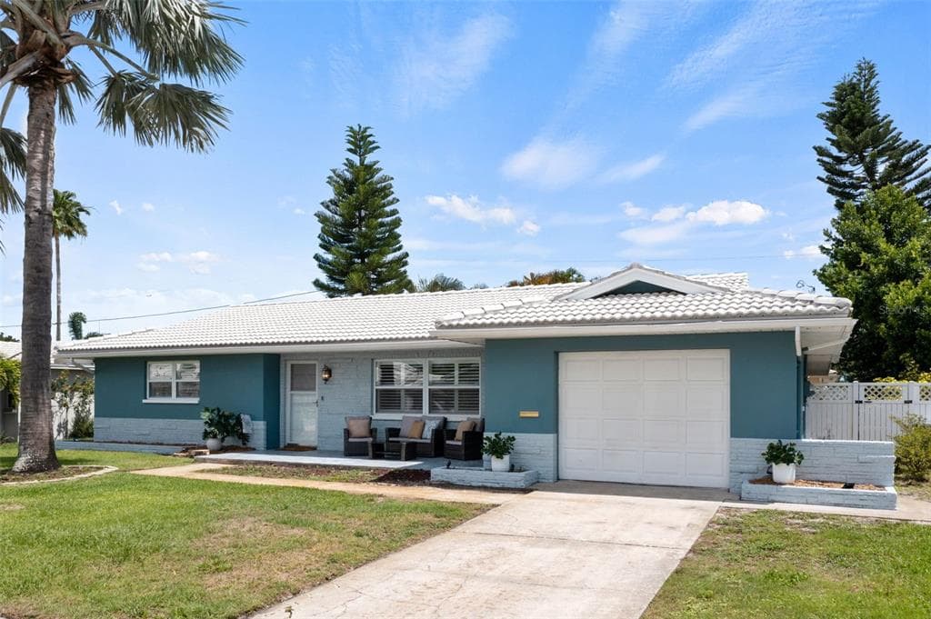 11172 60TH AVENUE SEMINOLE, FL 33772