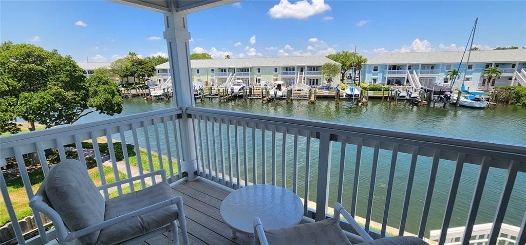 5162 SALMON DRIVE SE UNIT C ST PETERSBURG, FL 33705