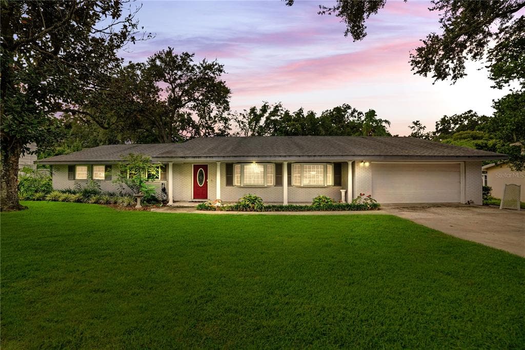 715 DEBRA LYNNE DRIVE