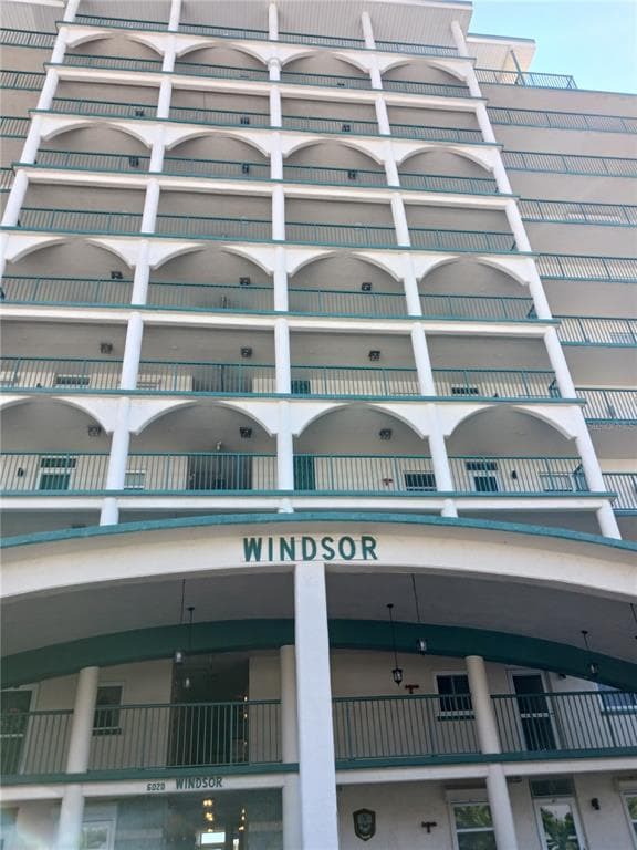 6020 SHORE BOULEVARD S UNIT 1010