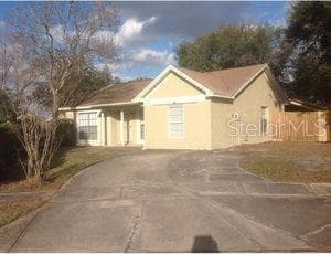 7912 E WHITE WATER COURT TAMPA, FL 33637