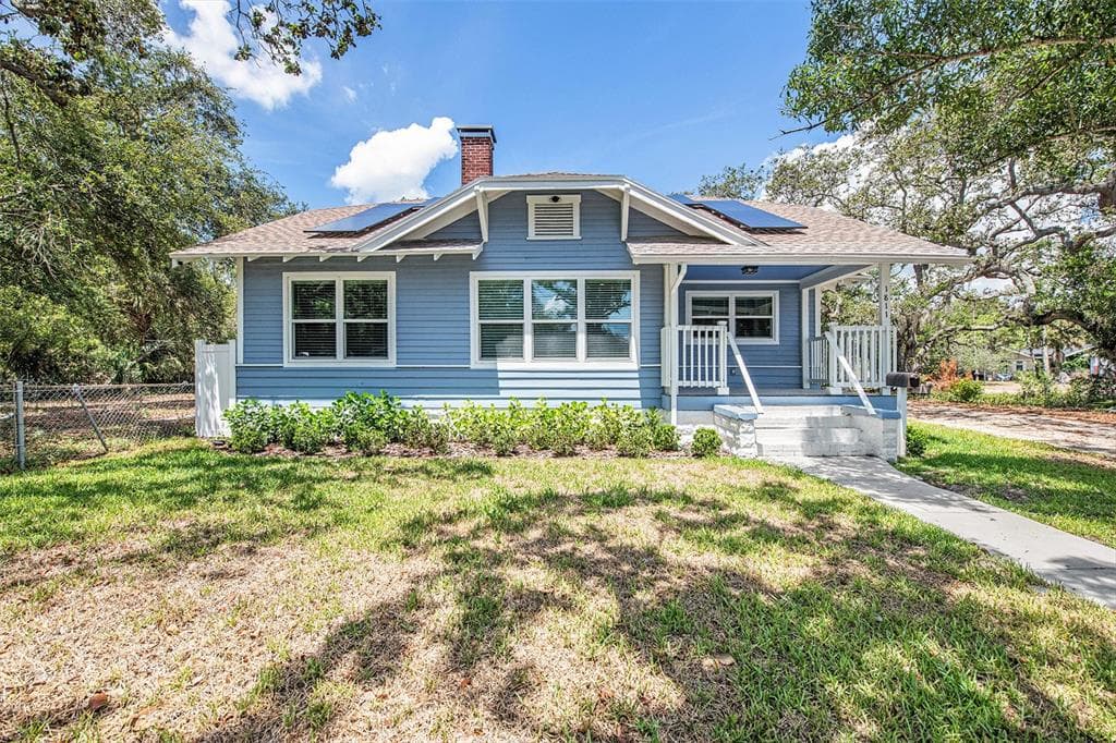 1811 44TH STREET S ST PETERSBURG, FL 33711