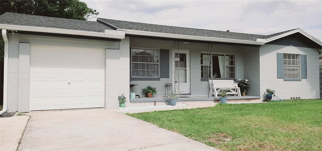 103 S BROOKS AVENUE DELAND, FL 32720