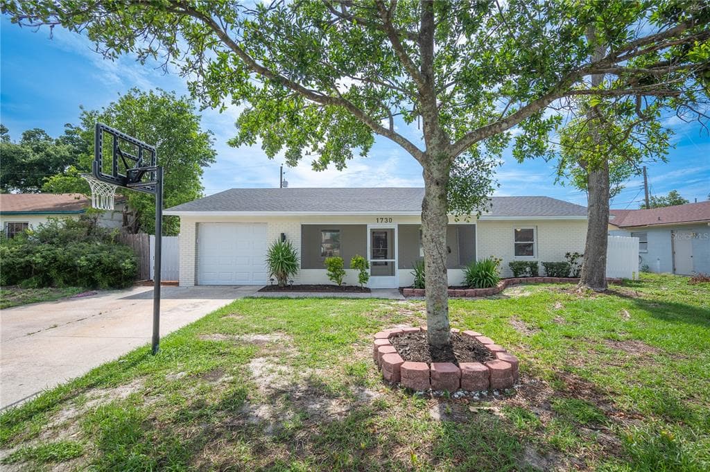 1730 CORDOVA CIRCLE W LAKELAND, FL 33801