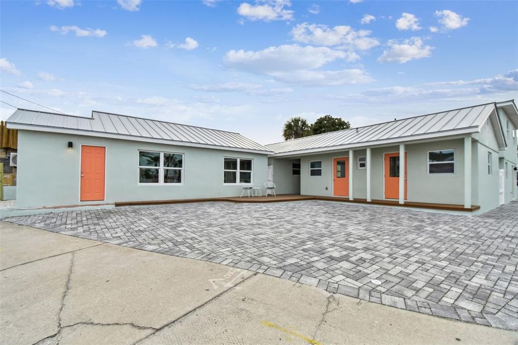 122 CORAL AVENUE