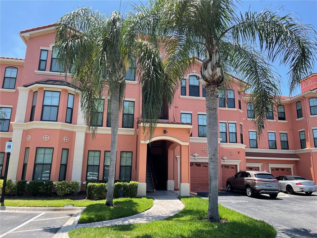 2705 VIA MURANO UNIT 110 CLEARWATER, FL 33764