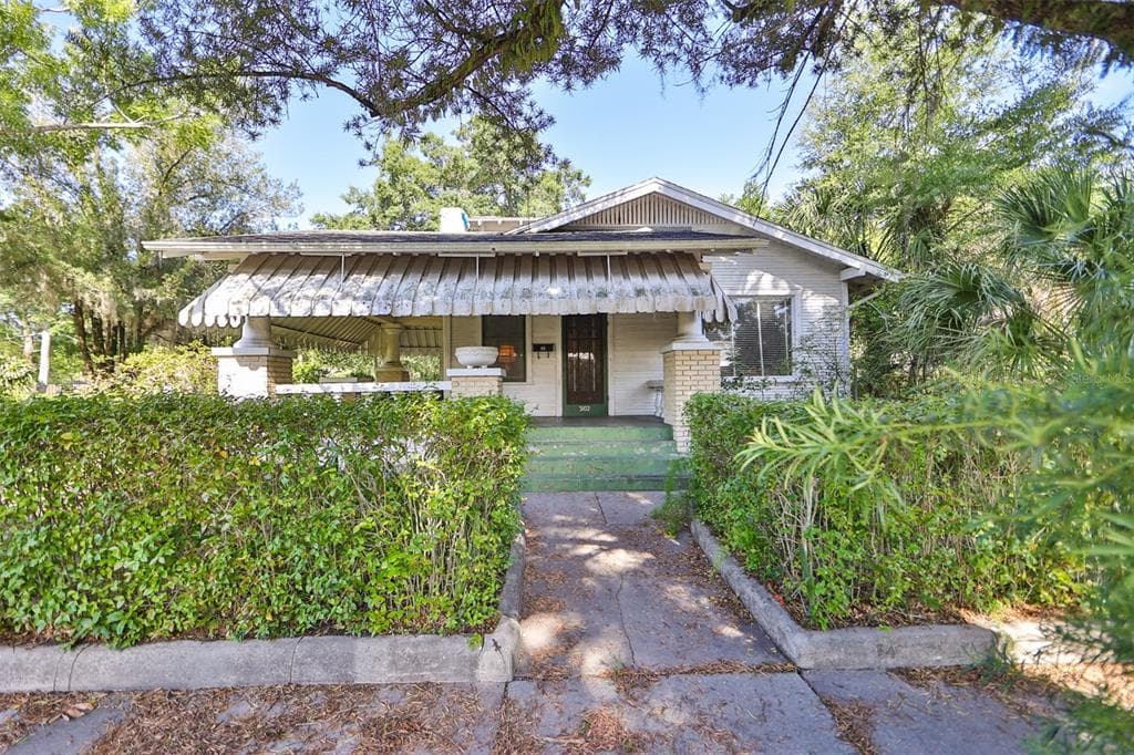 3102 N HIGHLAND AVENUE