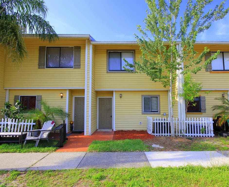 22706 GAGE LOOP UNIT 38 LAND O LAKES, FL 34639
