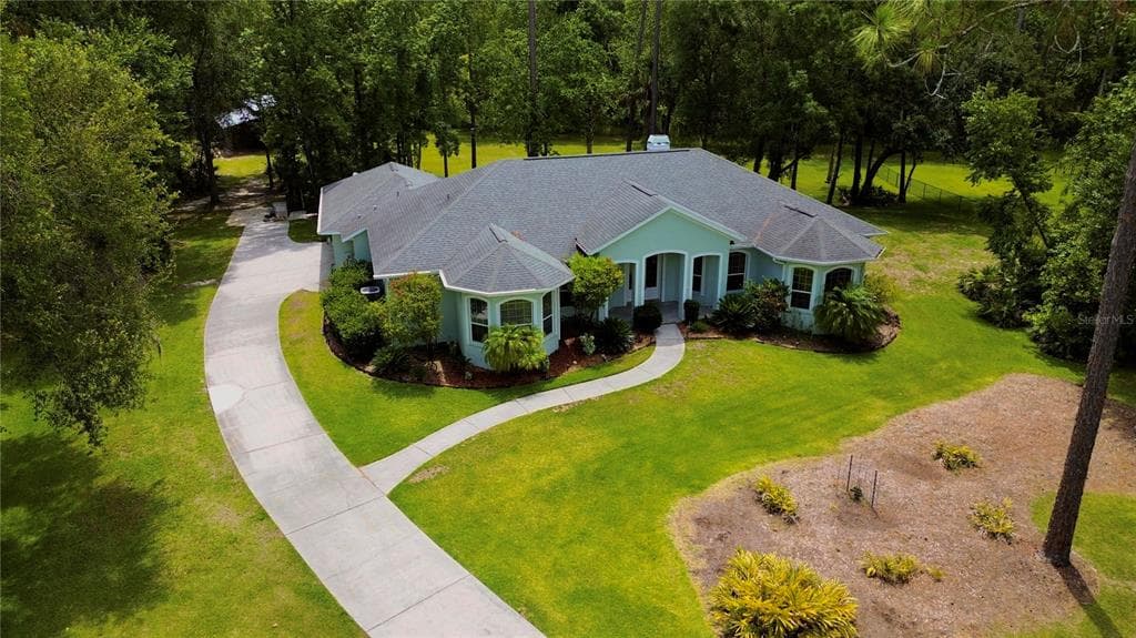 9142 SHENANDOAH RUN WESLEY CHAPEL, FL 33544