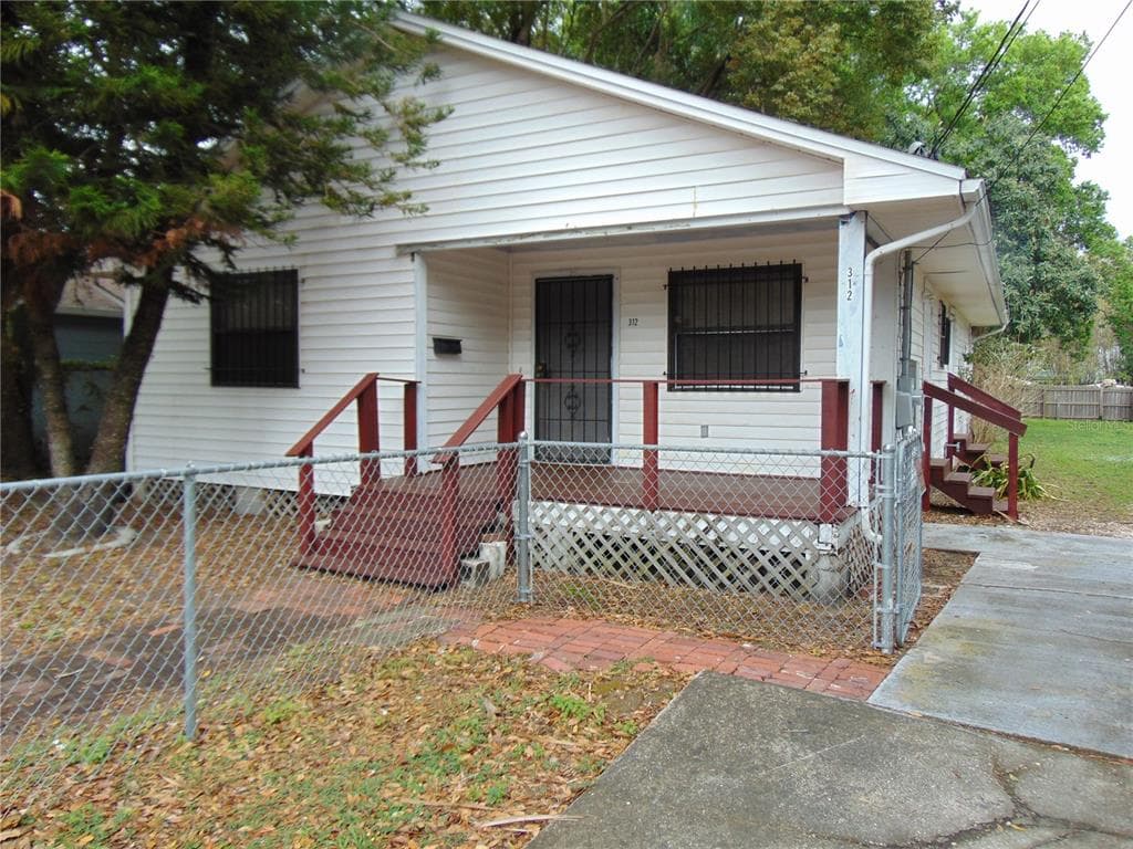 312 E FLORIBRASKA AVENUE TAMPA, FL 33603