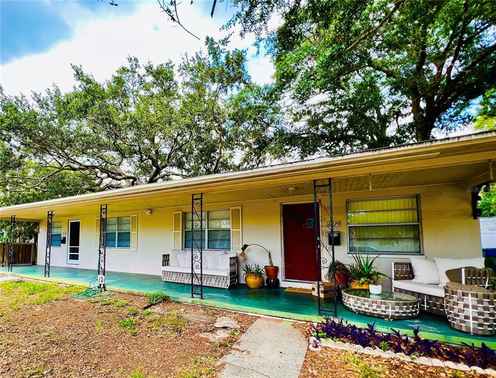 1831 10TH STREET N ST PETERSBURG, FL 33704
