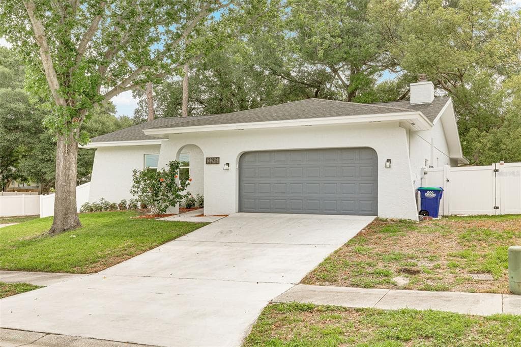 2285 GROVE VALLEY AVENUE PALM HARBOR, FL 34683