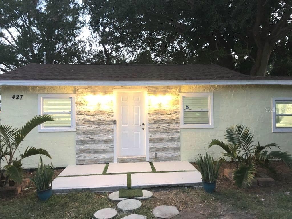 427 5TH AVENUE NE LARGO, FL 33770