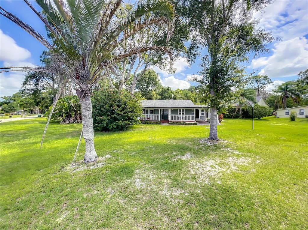 202 W 27TH STREET SANFORD, FL 32773