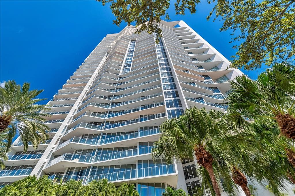 175 1ST STREET S UNIT 1108 ST PETERSBURG, FL 33701