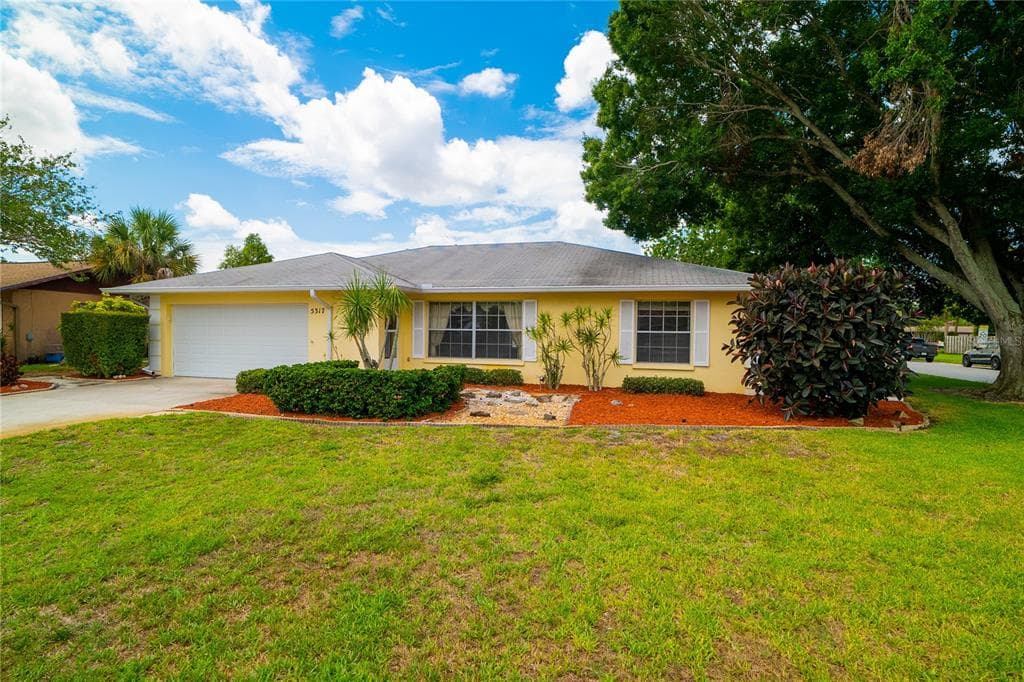 5317 36TH AVENUE DRIVE W BRADENTON, FL 34209