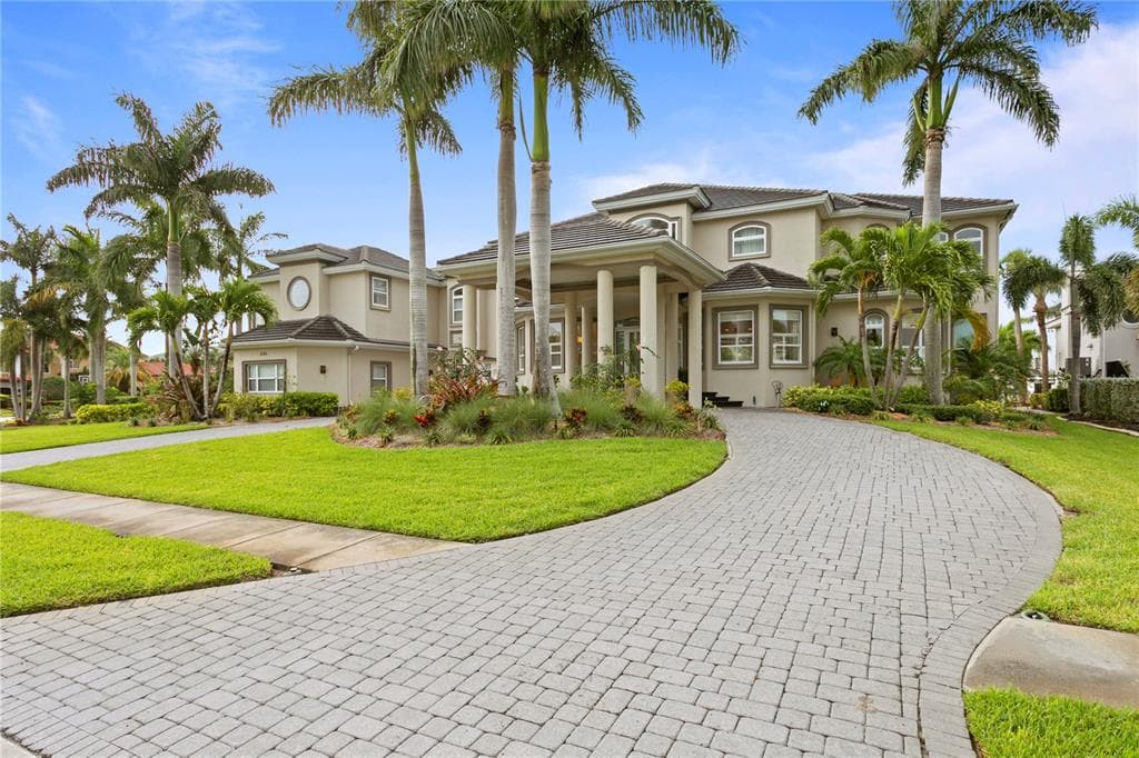 6318 PASADENA POINT BOULEVARD GULFPORT, FL 33707