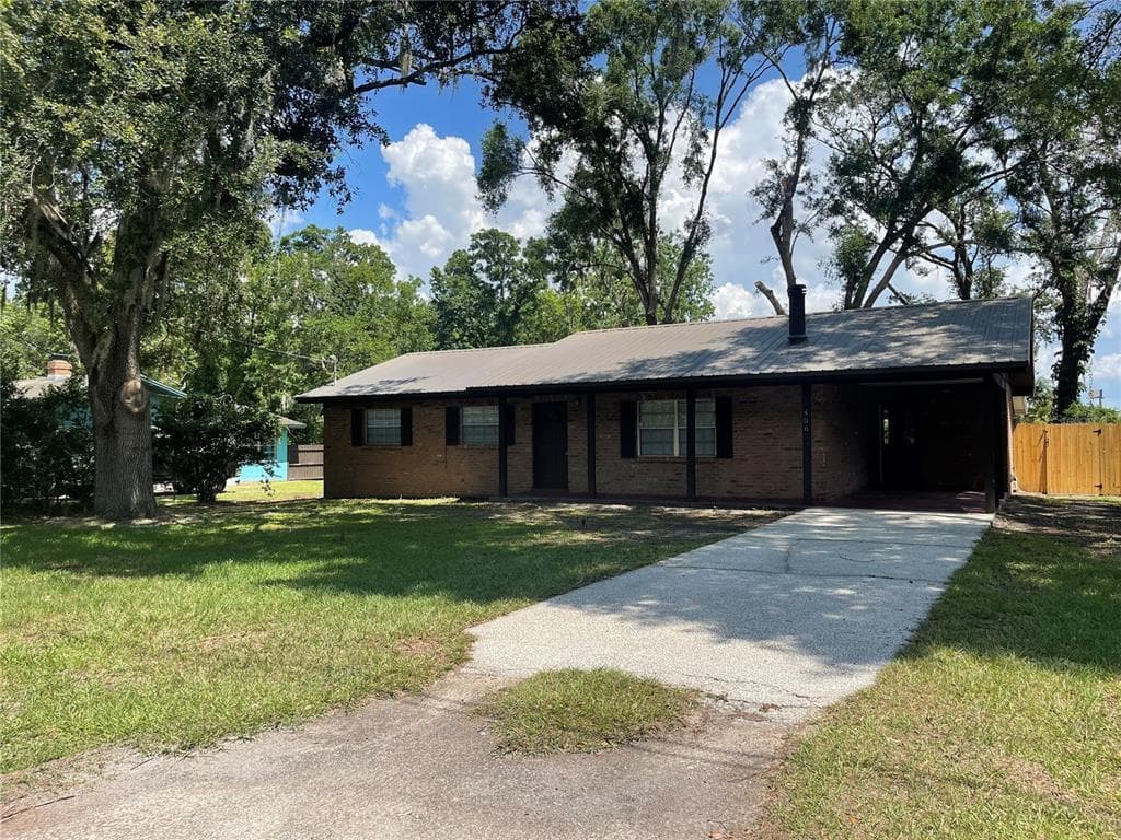 406 VINING STREET PLANT CITY, FL 33563