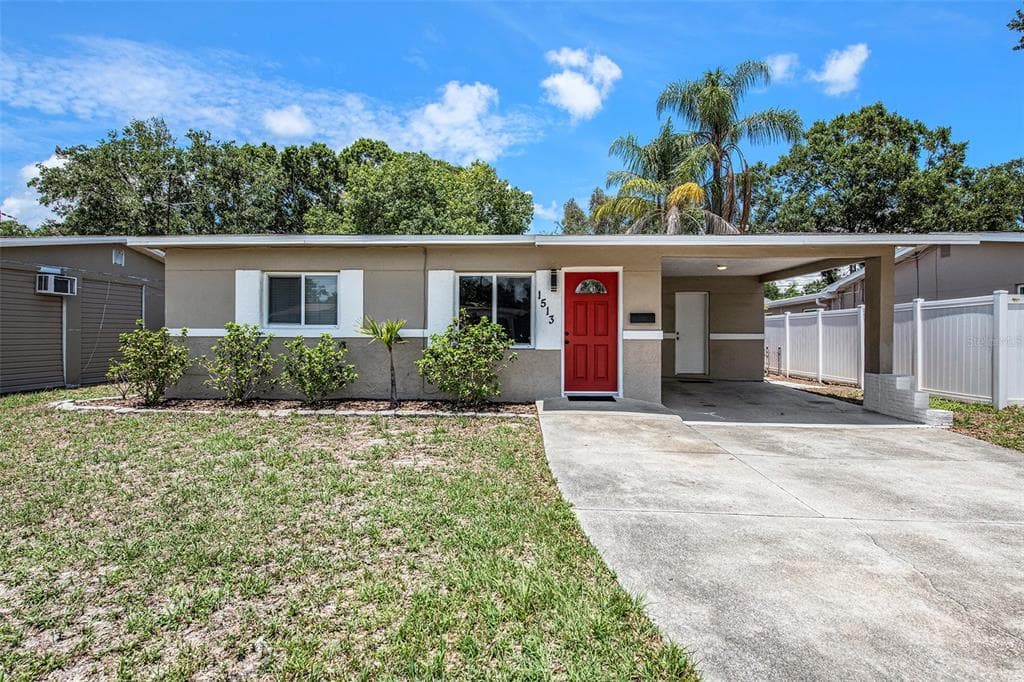 1513 56TH AVENUE N ST PETERSBURG, FL 33703