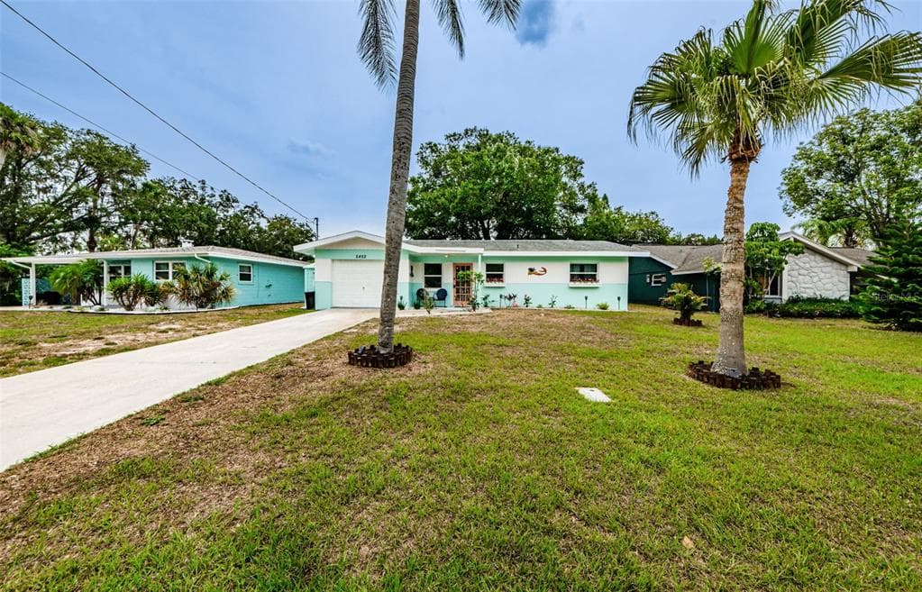 5452 DRINKARD DRIVE NEW PORT RICHEY, FL 34653