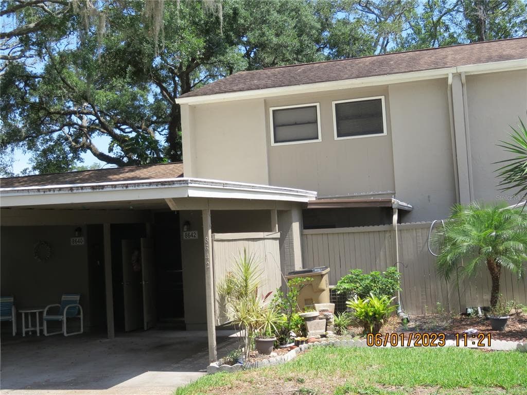 8642 LAKE ISLE DRIVE