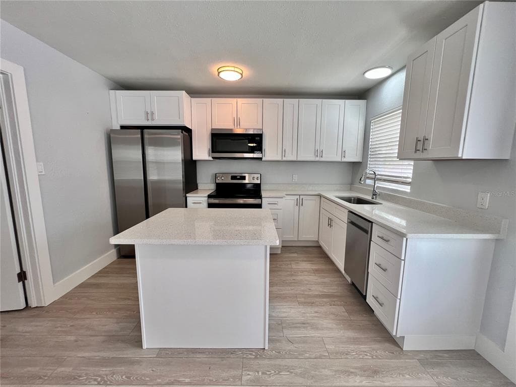 232 147TH AVENUE E MADEIRA BEACH, FL 33708
