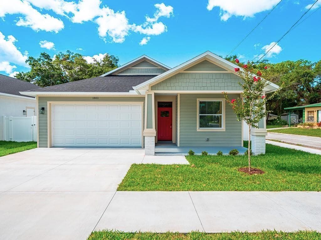 1801 E POWHATAN AVENUE TAMPA, FL 33610
