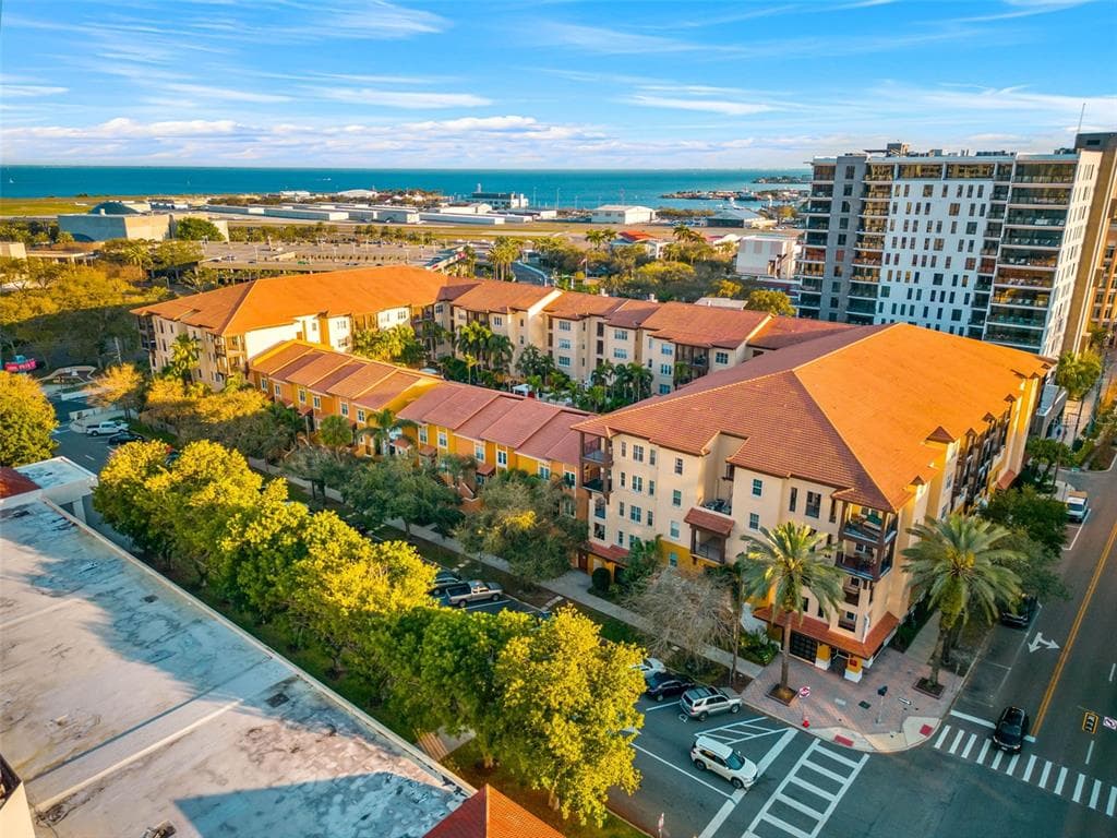 100 4TH AVENUE S UNIT 412 ST PETERSBURG, FL 33701