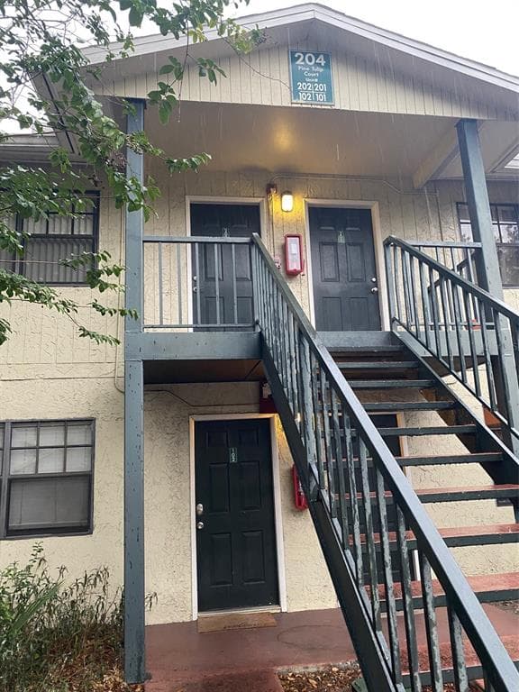 204 PINE TULIP COURT UNIT 102 TAMPA, FL 33612