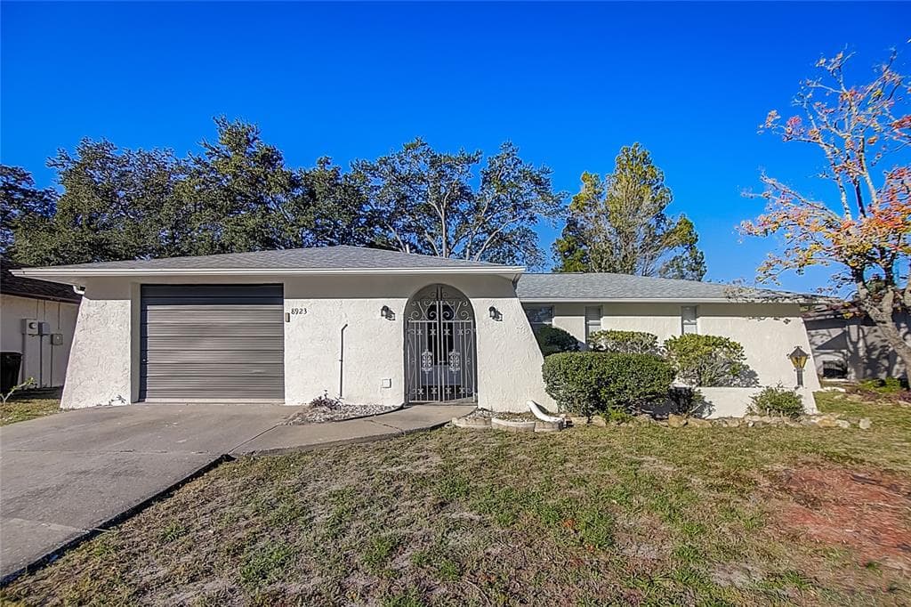 8923 CANDLEWICK LANE PORT RICHEY, FL 34668