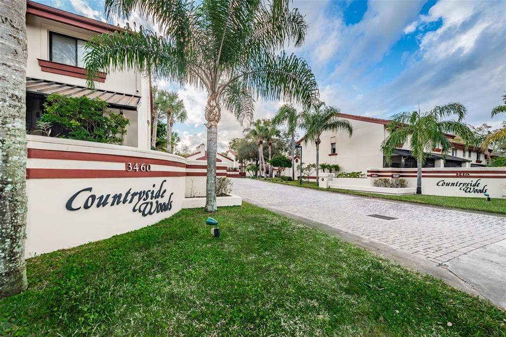3460 COUNTRYSIDE BOULEVARD UNIT 56 CLEARWATER, FL 33761