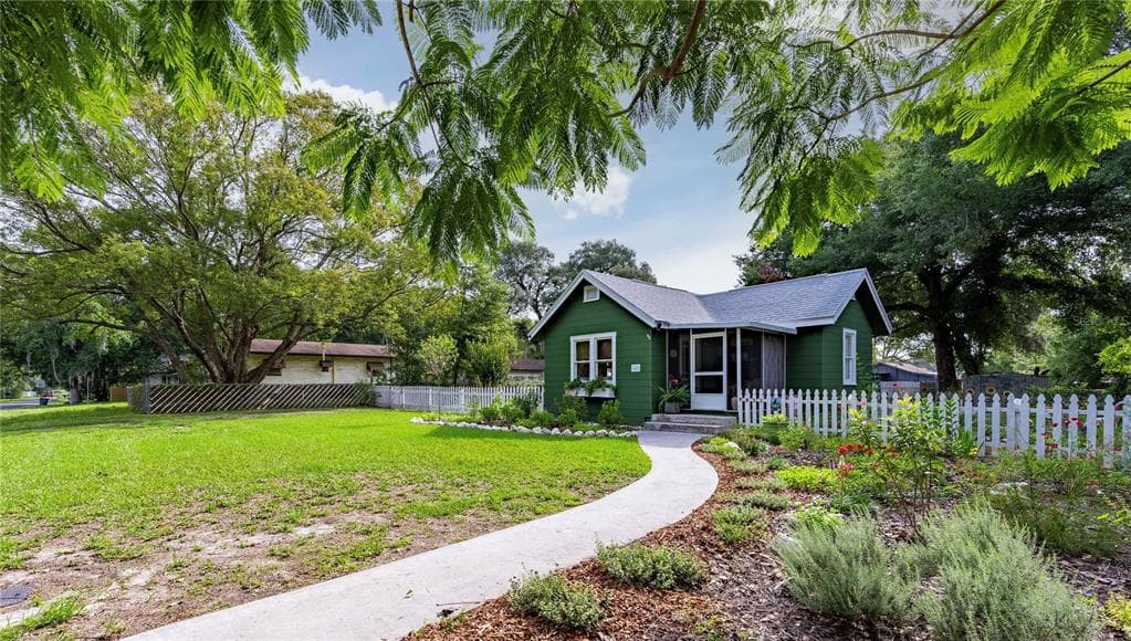 5522 17TH STREET ZEPHYRHILLS, FL 33542