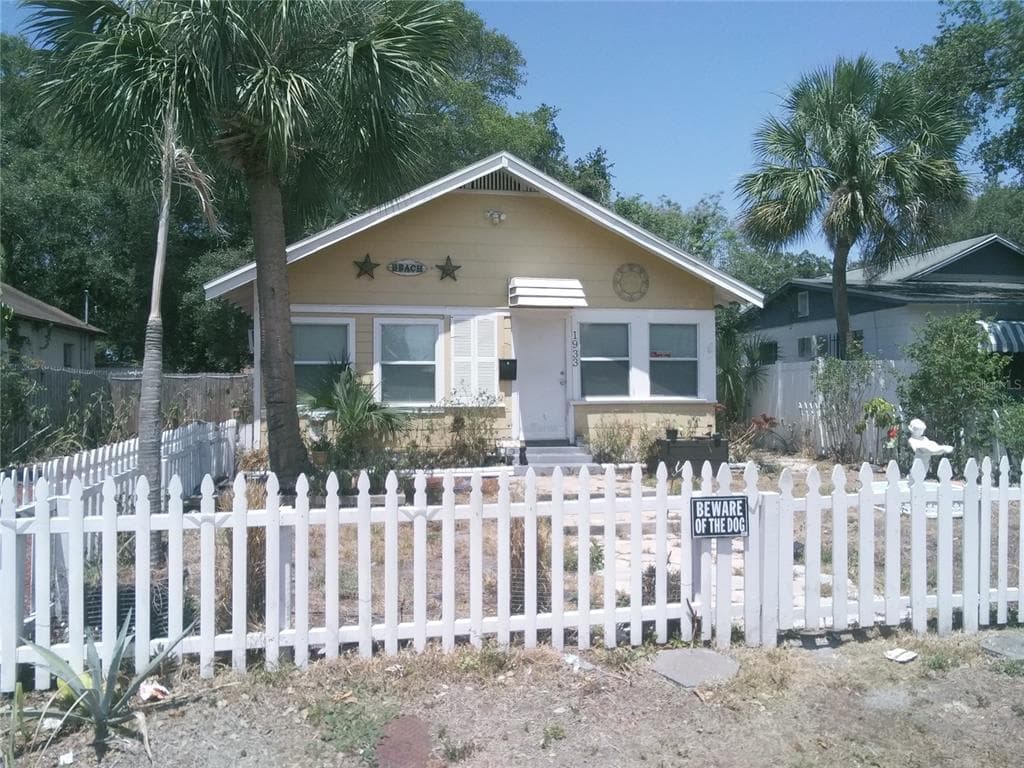 1933 47TH STREET S ST PETERSBURG, FL 33711