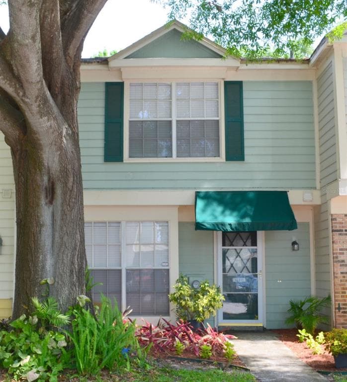 1807 MILL RUN CIRCLE TAMPA, FL 33613