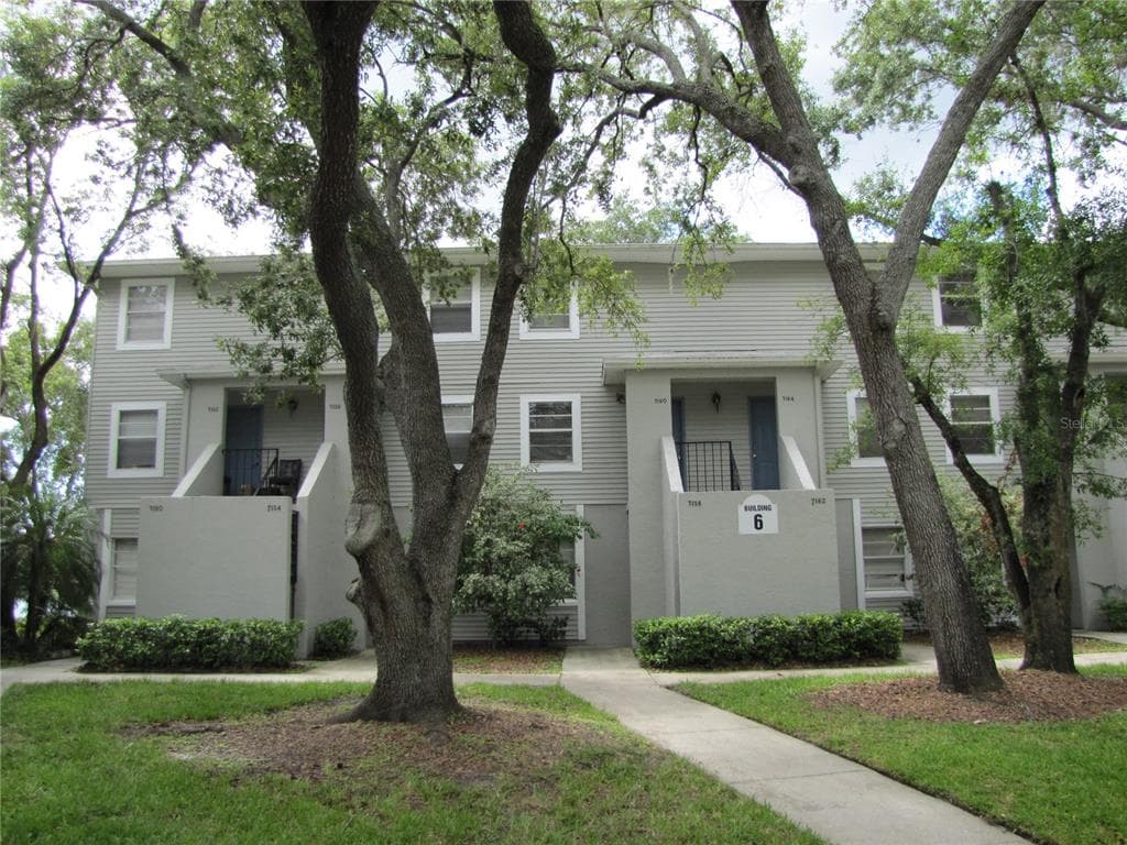7158 E BANK DRIVE UNIT 7158 TAMPA, FL 33617