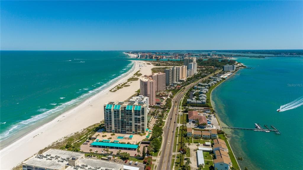1380 GULF BOULEVARD UNIT 1008 CLEARWATER BEACH, FL 33767