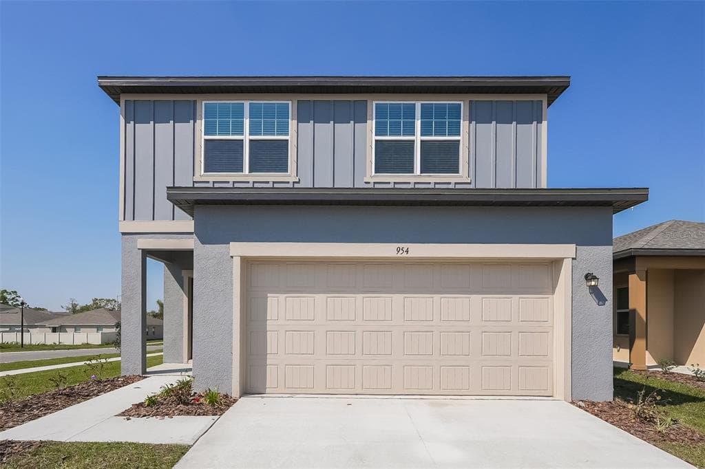 954 KELLY FERN LOOP RUSKIN, FL 33570