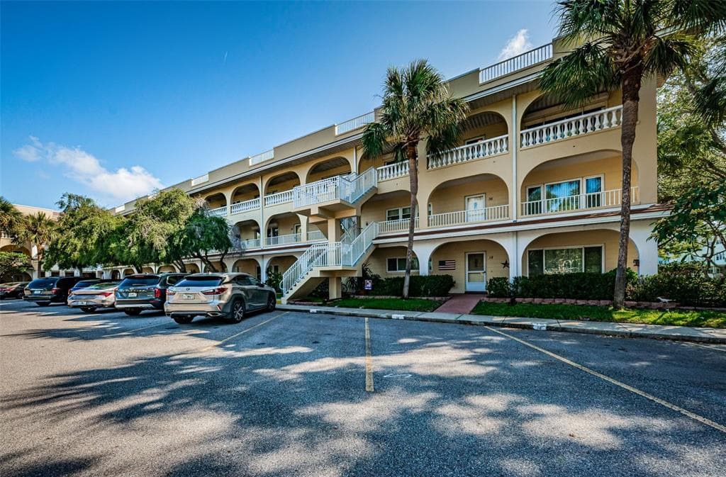 2222 NORWEGIAN DRIVE UNIT 34 CLEARWATER, FL 33763