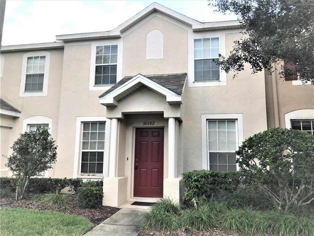 30142 BARNABY LANE WESLEY CHAPEL, FL 33543