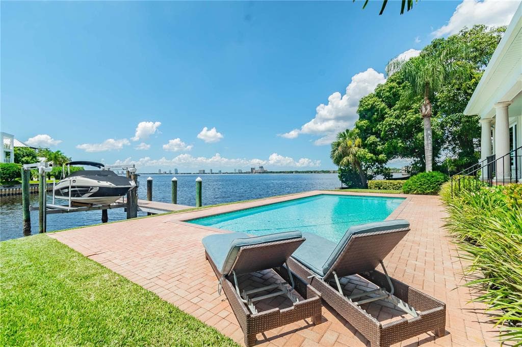 88 ADALIA AVENUE TAMPA, FL 33606
