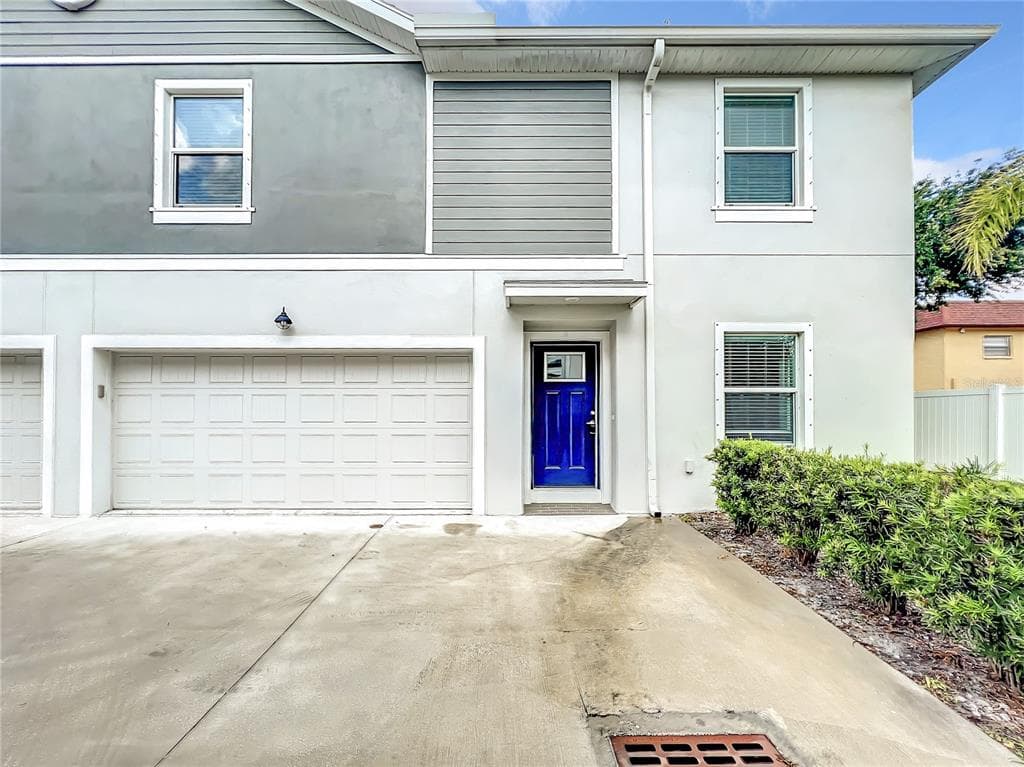 3715 W WISCONSIN AVENUE UNIT 4 TAMPA, FL 33611